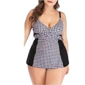Plus Size Cacique SWIM Black White Gingham Tankini Swimsuit Size 18 EUC #1125